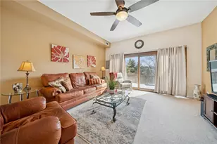 117 Community Ct, Pittsburgh, PA 15205 - Photo 4