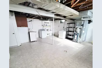 805 Laura Ave, West Mifflin, PA 15122 - Photo 32