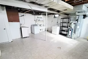 805 Laura Ave, West Mifflin, PA 15122 - Photo 32