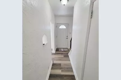 805 Laura Ave, West Mifflin, PA 15122 - Photo 14