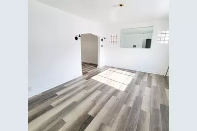 805 Laura Ave, West Mifflin, PA 15122 - Photo 4