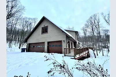 425 Pine Tract Rd, Center Township, PA 16061 - Photo 4