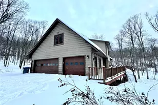 425 Pine Tract Rd, Center Township, PA 16061 - Photo 4