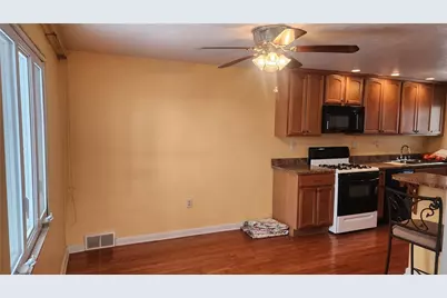 675 Meadow Ln, Rochester, PA 15074 - Photo 8