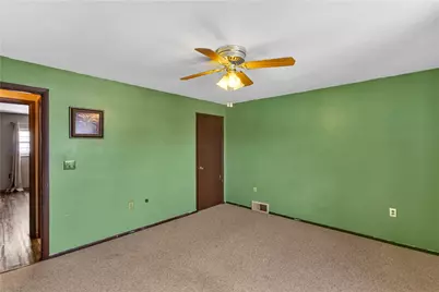 1264 8th Ave, Harrison Township, PA 15065 - Photo 16