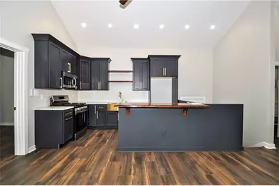 2040 Constitution Blvd, Elizabeth Twp/Boro, PA 15135 - Photo 28