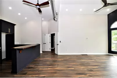 2040 Constitution Blvd, Elizabeth Twp/Boro, PA 15135 - Photo 36