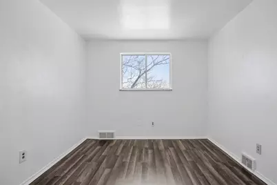 652 Riverview Dr, Dravosburg, PA 15034 - Photo 12