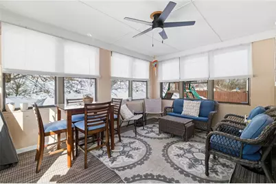 511 Cresthaven Dr, Pittsburgh, PA 15239 - Photo 18