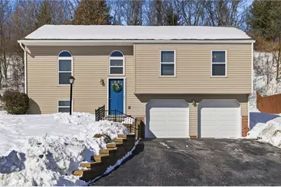 511 Cresthaven Dr, Pittsburgh, PA 15239 - Photo 1