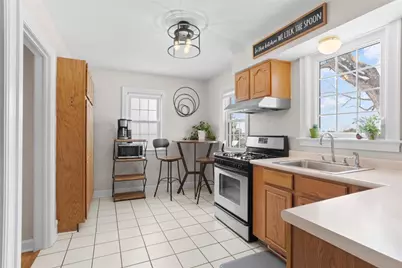 49 Pocono Dr, Green Tree, PA 15220 - Photo 14