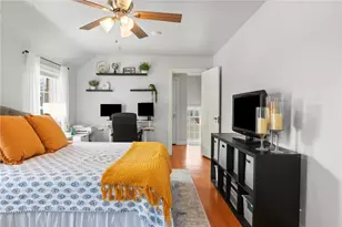 49 Pocono Dr, Green Tree, PA 15220 - Photo 24