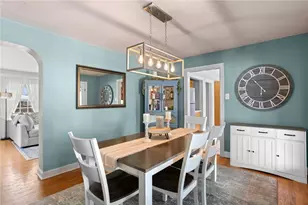 49 Pocono Dr, Green Tree, PA 15220 - Photo 12