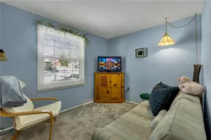 118 Rivercrest Dr, Moon/Crescent Twp, PA 15108 - Photo 12