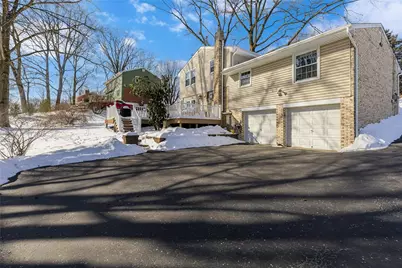 118 Rivercrest Dr, Moon/Crescent Twp, PA 15108 - Photo 24