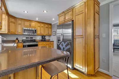 118 Rivercrest Dr, Moon/Crescent Twp, PA 15108 - Photo 6