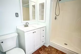 204 Bluegrass Dr, Twp of But SE, PA 16001 - Photo 38