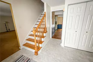 204 Bluegrass Dr, Twp of But SE, PA 16001 - Photo 4