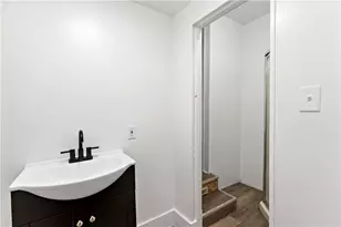 119 Birmingham Ave, Pittsburgh, PA 15210 - Photo 12