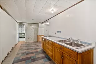 343 Locust St, Canonsburg, PA 15317 - Photo 28