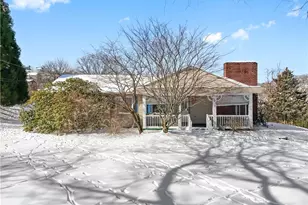 343 Locust St, Canonsburg, PA 15317 - Photo 2