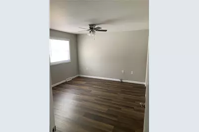 901 Chaplin St, Conway, PA 15027 - Photo 14