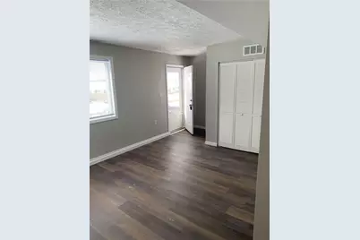 901 Chaplin St, Conway, PA 15027 - Photo 2