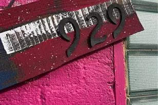 929 Woodbourne Ave, Pittsburgh, PA 15226 - Photo 2