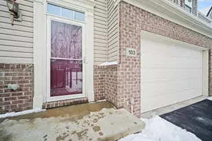 103 Maple Ridge Ct, Cecil, PA 15317 - Photo 2