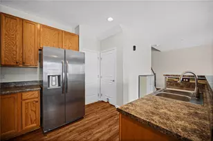 103 Maple Ridge Ct, Cecil, PA 15317 - Photo 12