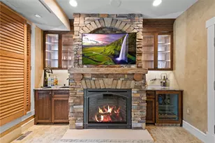 607 Fair Winds Ct, Hempfield Township, PA 15601 - Photo 6