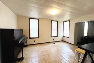 42 Elm Ave, Sharon, PA 16146 - Photo 2