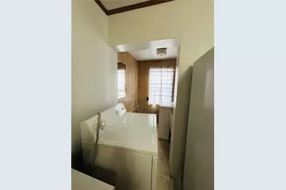 42 Elm Ave, Sharon, PA 16146 - Photo 12