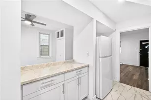 727 Vermont Ave, Glassport, PA 15045 - Photo 14