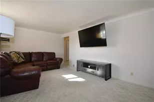 107 Queen Dr, Monroeville, PA 15146 - Photo 2