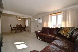 107 Queen Dr, Monroeville, PA 15146 - Photo 10