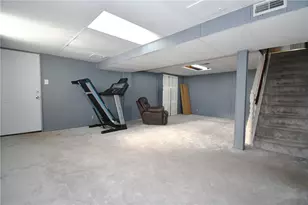 107 Queen Dr, Monroeville, PA 15146 - Photo 22