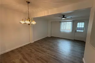 148 Ligonier Ln, Pittsburgh, PA 15068 - Photo 4