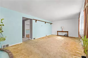 7 Robin Del Dr, Pittsburgh, PA 15215 - Photo 4