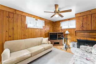 7 Robin Del Dr, Pittsburgh, PA 15215 - Photo 12