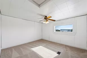 1066 Roup Ave, Brackenridge, PA 15014 - Photo 20