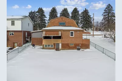 1066 Roup Ave, Brackenridge, PA 15014 - Photo 28