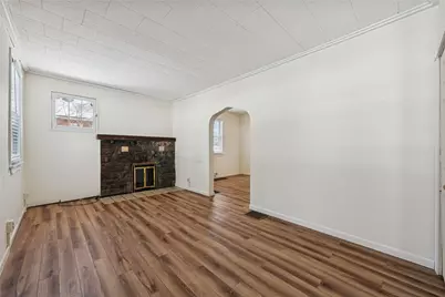 1066 Roup Ave, Brackenridge, PA 15014 - Photo 4