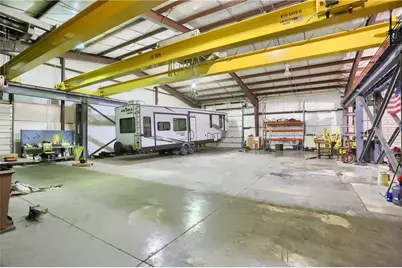 703 Commerce Ave, Shenango Township, PA 16101 - Photo 12