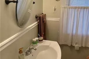 408 E Garfield Ave, New Castle, PA 16105 - Photo 18