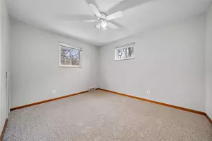 1041 Ardmore Manor Dr, Pittsburgh, PA 15221 - Photo 18