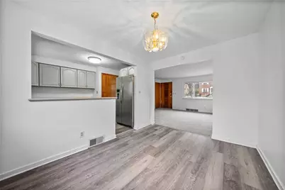 1041 Ardmore Manor Dr, Pittsburgh, PA 15221 - Photo 8