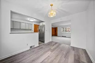 1041 Ardmore Manor Dr, Pittsburgh, PA 15221 - Photo 8