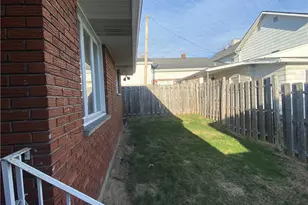 422 Market St, Belle Vernon, PA 15012 - Photo 4