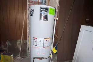 1601 Wolfe Ave, North Braddock, PA 15104 - Photo 26